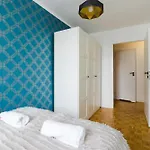 Apartment Shortstaypoland Grzybowska B167 *