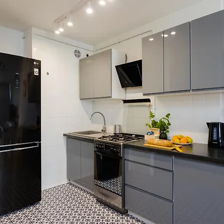 Apartment Shortstaypoland Grzybowska B167